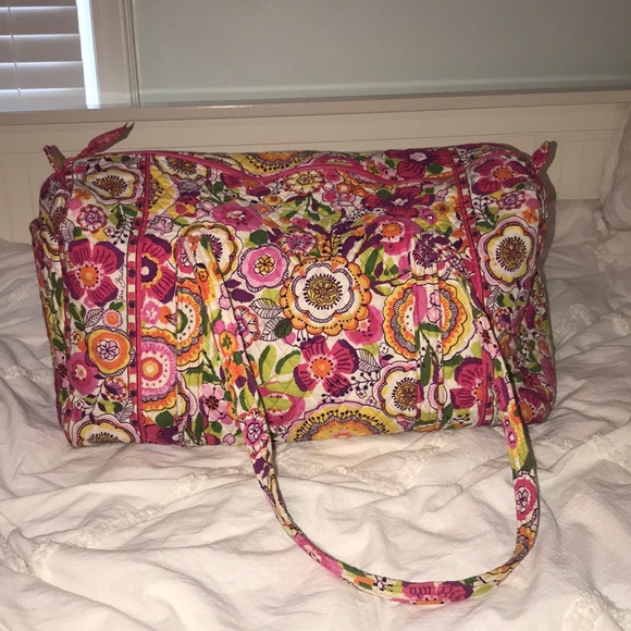 Vera Bradley Large Duffel - Picture 1 of 5